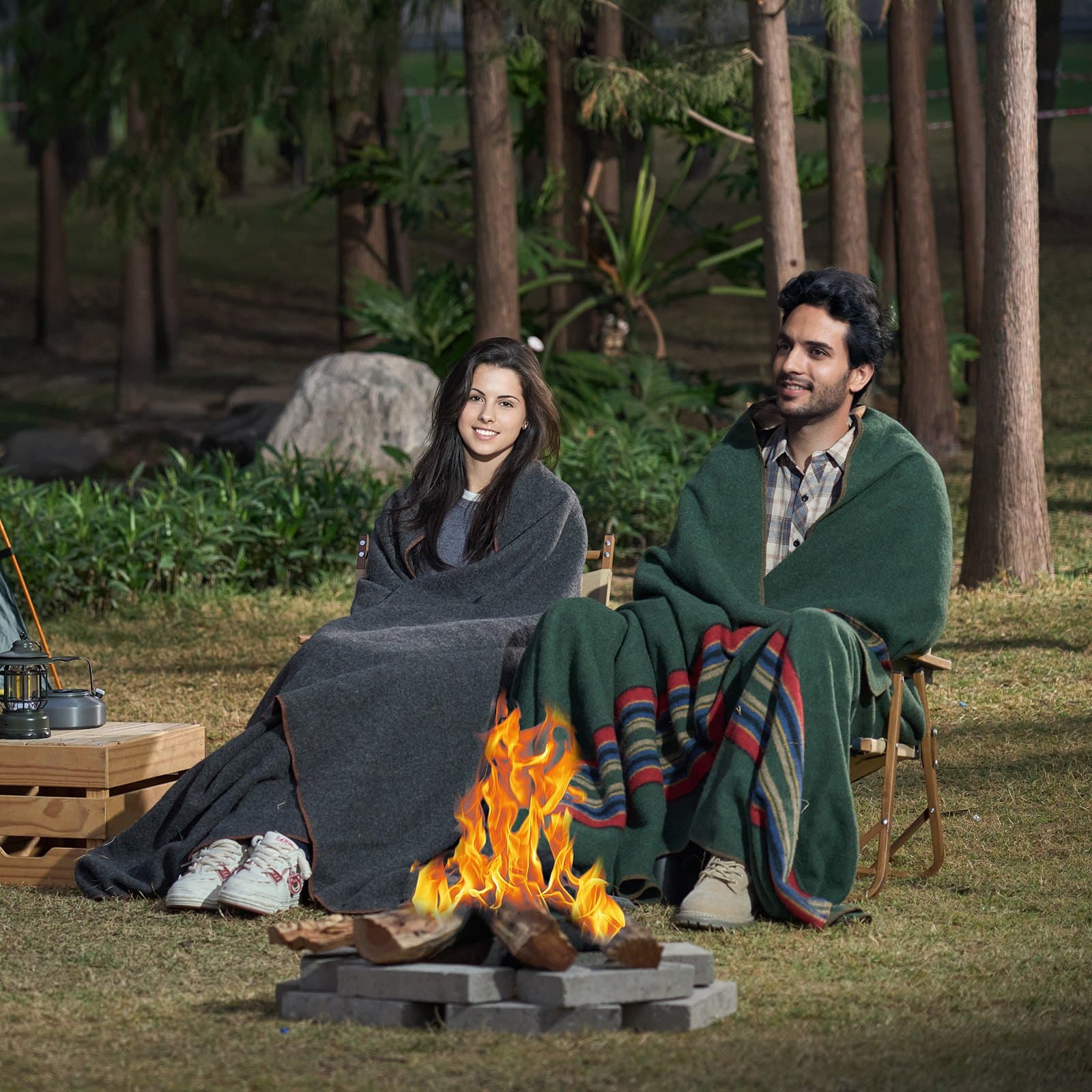 Wełniany koc kempingowy 1,62x2,23 m (64" x 88") Ciepły na kemping, piesze wędrówki, podróże, tekstura