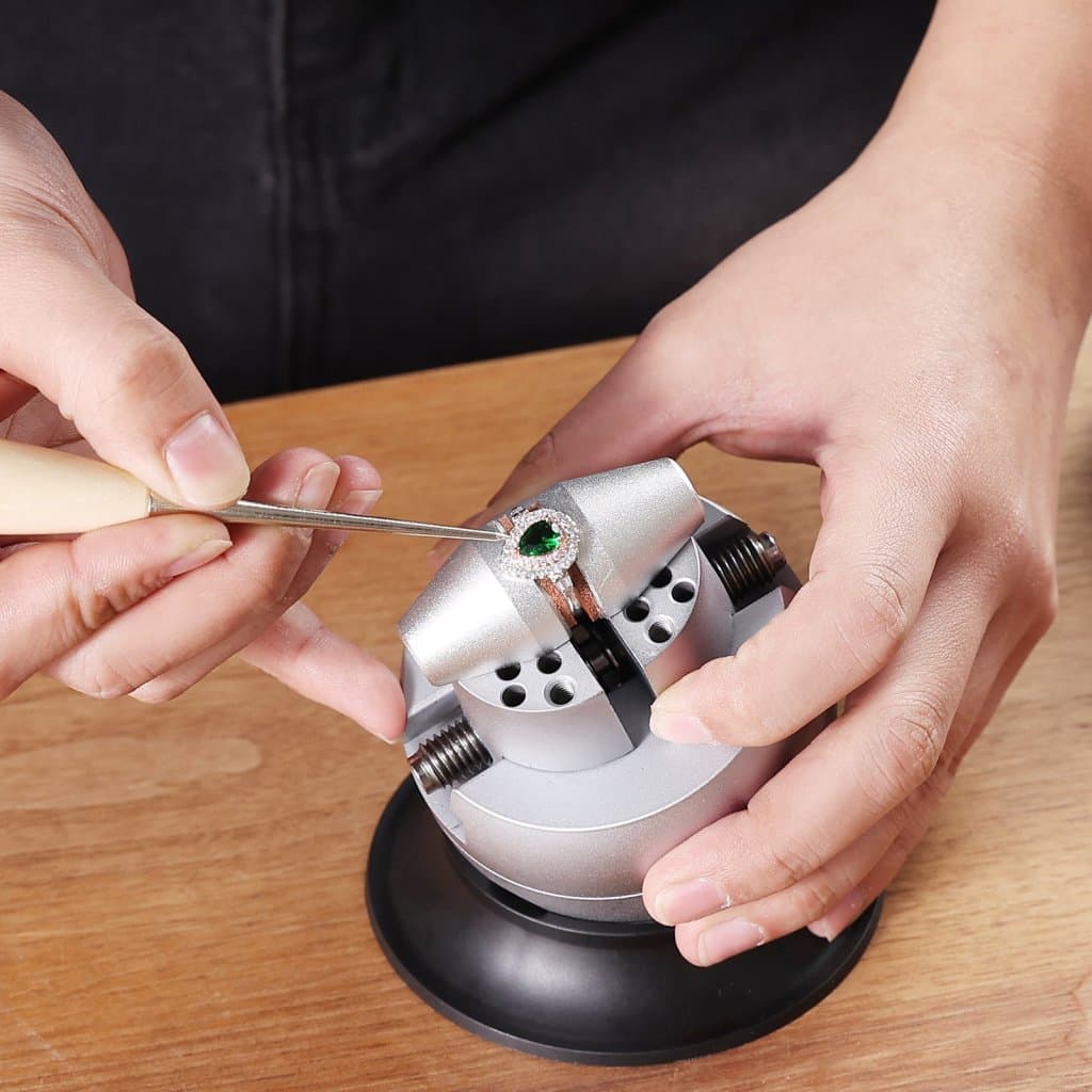 Blok grawerski, imadło kulowe z 30 nasadkami