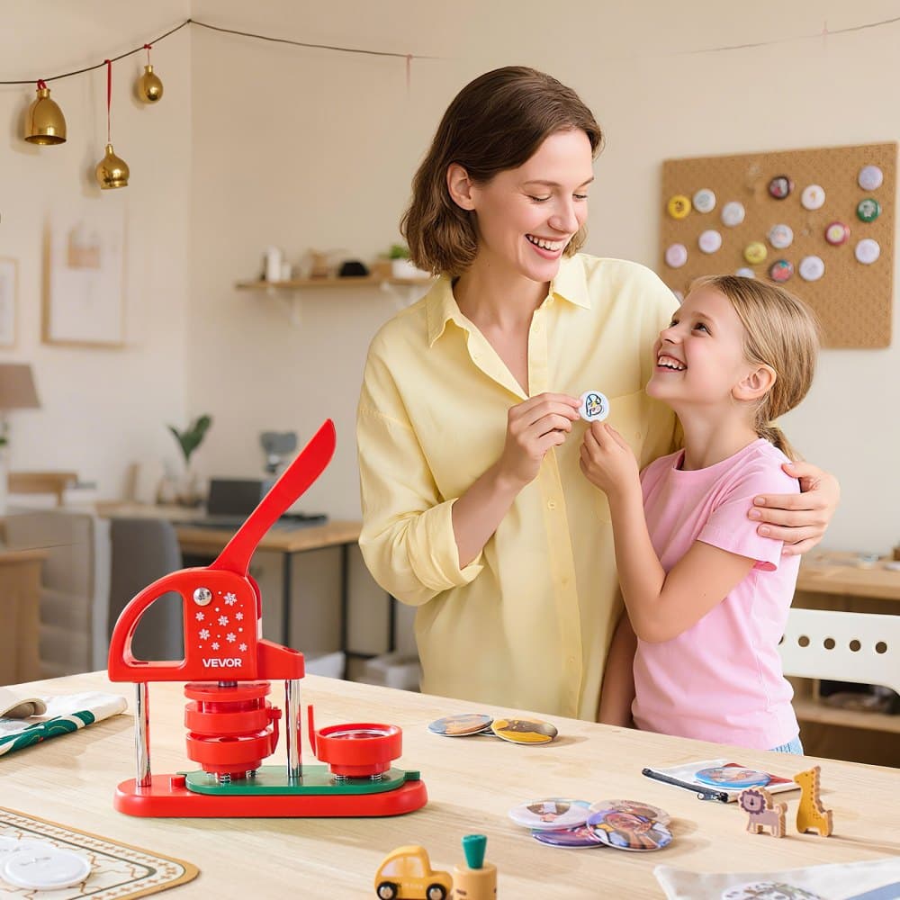 Maszyna do produkcji guzików, 58 mm, plastikowa maszyna do produkcji szpilek ze 100 częściami guzików, wycinakiem kółek i kluczami imbusowymi, wzmocnionym ergonomicznym uchwytem, do samodzielnego wykonania odznak, spersonalizowanych szpilek i breloków, czerwona