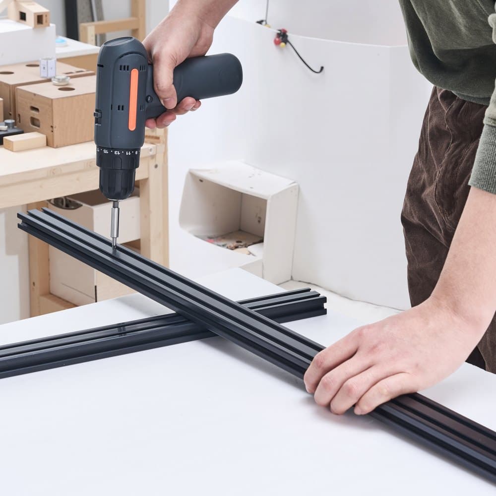 5 szt. profili aluminiowych z rowkiem T 2040 o średnicy 78,7 cala (2000 mm), anodowana szyna liniowa zgodna z normą europejską, wytłaczana szyna aluminiowa o wysokiej wytrzymałości do drukarek 3D, do samodzielnego montażu w maszynie CNC, grawerowanie laserowe, kolor czarny