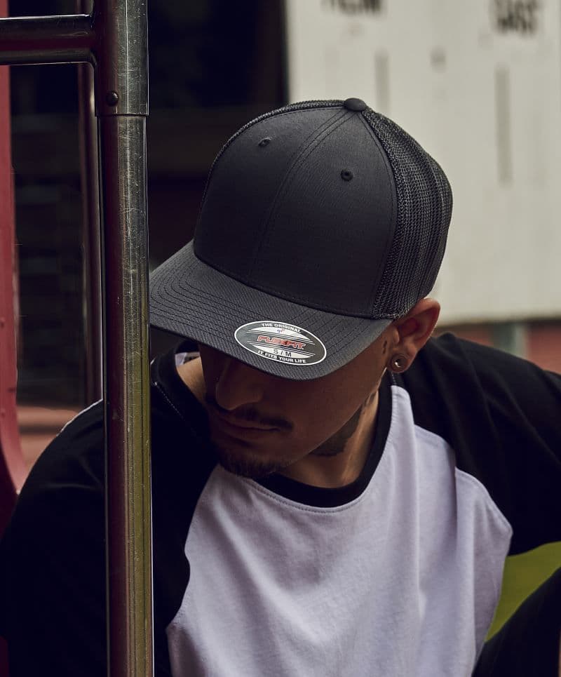 Flexfit | 6511 - 6-panelowa czapka Trucker "Mesh"
